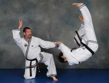 Jin Jung Kwan Hapkido instructors