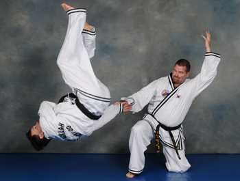 defense joint techniques in Hapkido